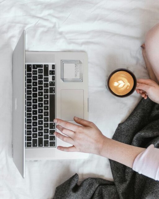 ✨ A Fresh Start + A Proper Welcome ✨
I’ve been sharing posts and articles for a bit now, but I realized I never actually introduced this space. So as we head into a new year, it feels like the perfect time to officially say: welcome!This blog is my corner of the internet for real-life motherhood, helpful guides, honest conversations, and the things that make our days a little easier. I’m excited for everything coming in 2026 and grateful you’re here for the journey. 💛 Check out my blog in the bio or visit Crosscofinds.com.#MomLife #NewYearNewStart #MomCommunity #MomBlog #Parenthood #ModernMotherhood #MomHacks #MotherhoodUnfiltered #ParentingTips #MomContent #BlogPost #WelcomePost #MomsOfInstagram #LifeWithKids #fyp