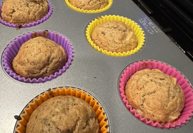 Toddler-Approved Apple-Banana Cinnamon Muffins (Family-Friendly, Freezer-Friendly Recipe)