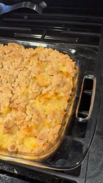 ✨ The breakfast recipe I make whenever we have family staying over...This Sourdough Overnight French Toast Bake is one of those recipes that feels fancy but is secretly so easy.The night before:
✔ Assemble everything
✔ Cover and refrigerateThe next morning:
✔ Add the topping
✔ Bake for about an hour
✔ Enjoy a stress-free breakfastThe sourdough creates the perfect texture—soft and custardy in the center with slightly crisp edges—and the cinnamon-sugar topping makes every bite delicious.It's become a favorite for holiday mornings, brunch gatherings, and even regular weekends because everyone loves it (including picky toddlers!).Recipe on my blog in my bio!Would you serve this with bacon, sausage, or fresh fruit? 🍓🥓#SourdoughRecipes #FrenchToastBake #OvernightFrenchToast #BrunchIdeas #BreakfastRecipes #HolidayBreakfast #WeekendBrunch #EasyRecipes #FamilyMeals #ToddlerFriendlyMeals #MakeAheadBreakfast #HomemadeBreakfast